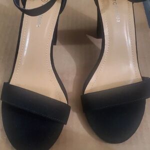 TOP Moda Elegant Black Heels